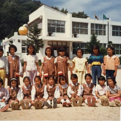 1988년 6월17~18일 원천국민학교 걸스카웃트 야영캠프 단체사진
