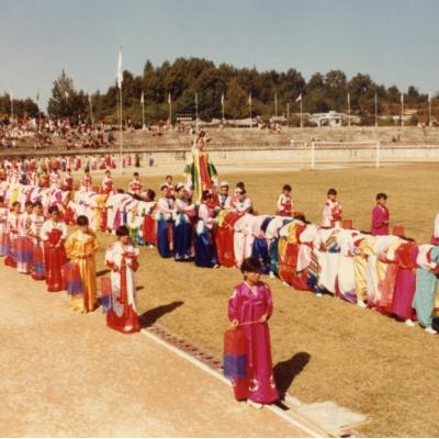 1984년 안동여고재학생들의 <안동민속축제> 놋다리밟기 시연