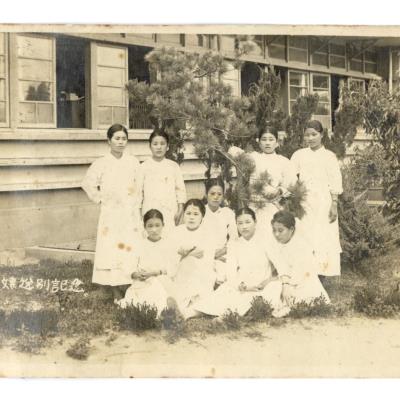 1938년 안동도립병원(현 안동의료원)에 근무하셨던 어머니