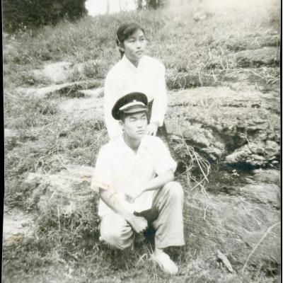 1961년 의누나와 찍은 모습