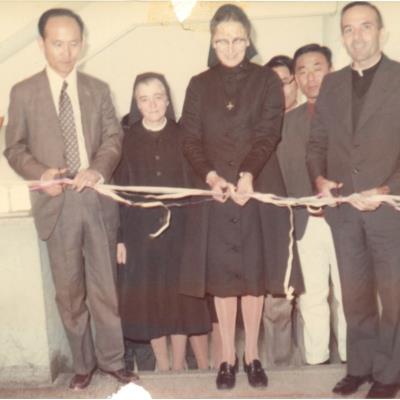 가톨릭 상지대학교 상지전문학교 의상과 바자회 1970년, 1971년