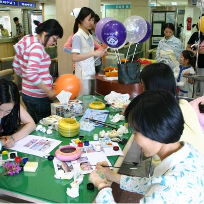 성소병원 2006년 어린이날 기념행사_페이스페인팅_풍선아트