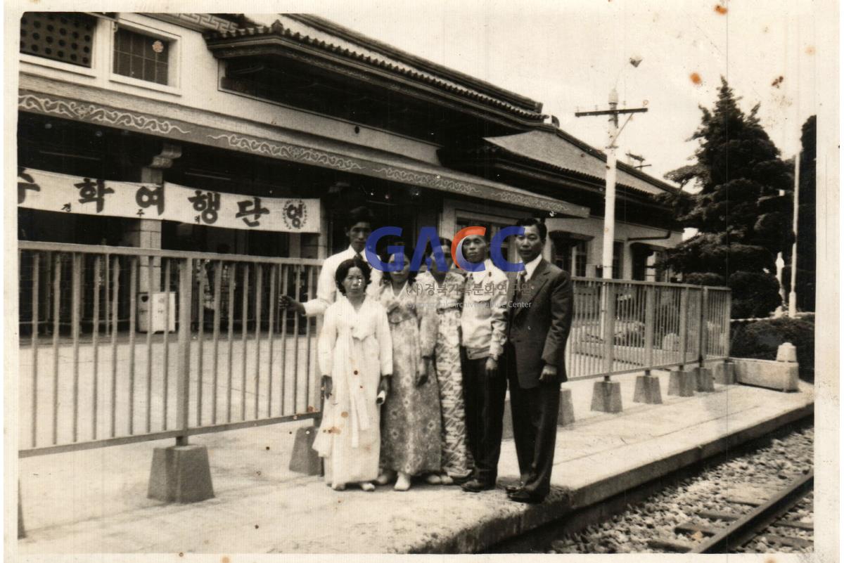 서부리 예안향교 정교이신 권오진씨의 신원미상 및 출처불명 사진들(12장) 작은그림