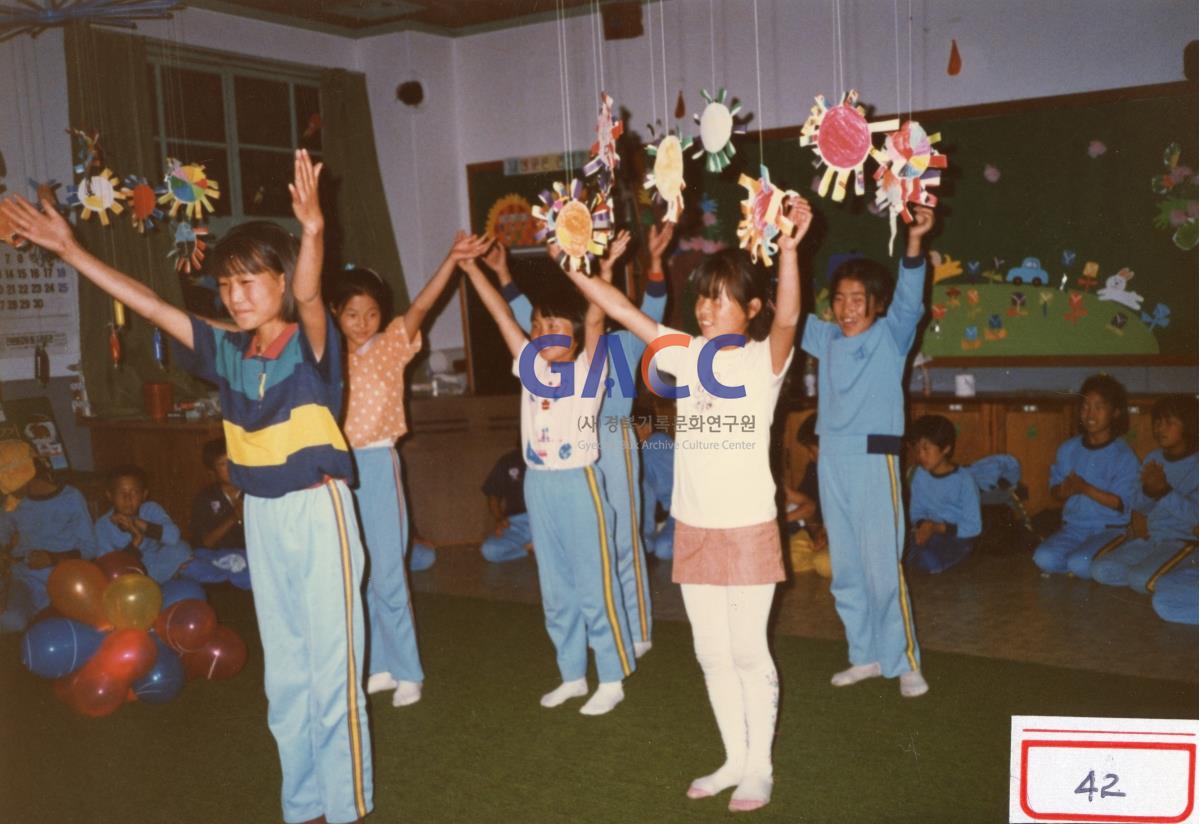 1988년 6월17~18일 원천국민학교 보이ㆍ걸스카웃트 야영캠프 장기자랑(5) 작은그림