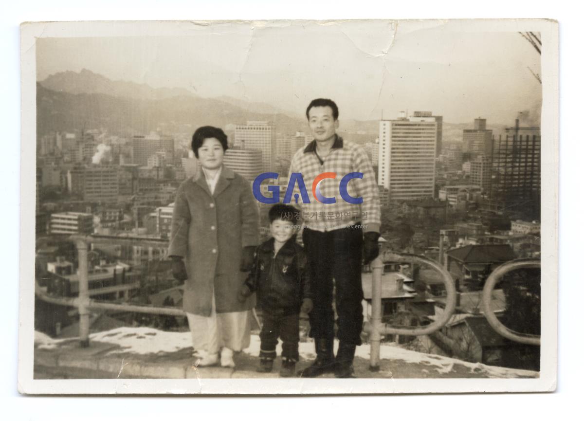 1970년 가족 서울 나들이 작은그림