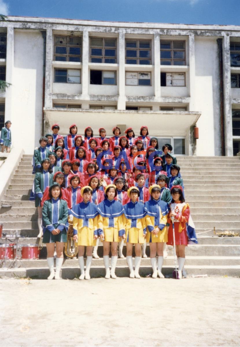 1989년 경안여자상업고등학교 고적대 작은그림