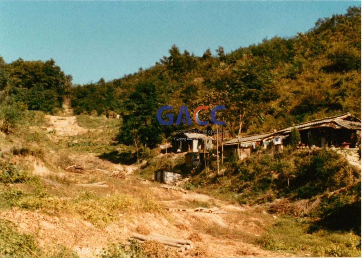 가톨릭 상지대학교 대운동장 조성 관련 사진 모음 1980년 작은그림