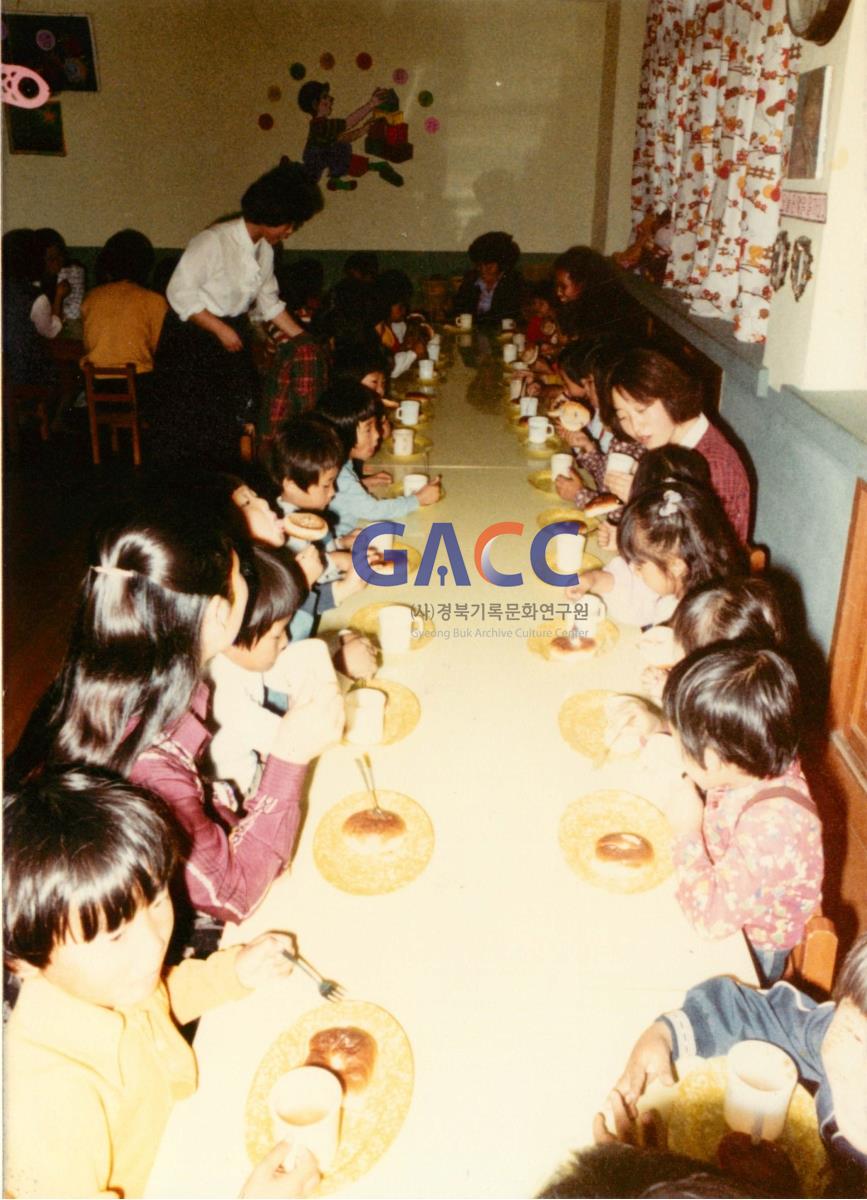 가톨릭 상지대학교 보육과 1970년대 작은그림