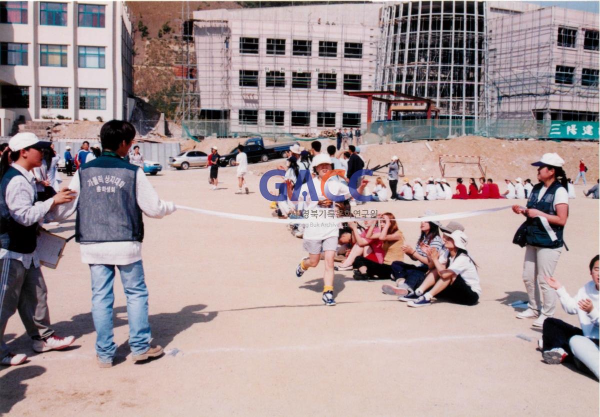 가톨릭 상지대학교 제32회 밤저골 춘계 체육대회 2001년 작은그림