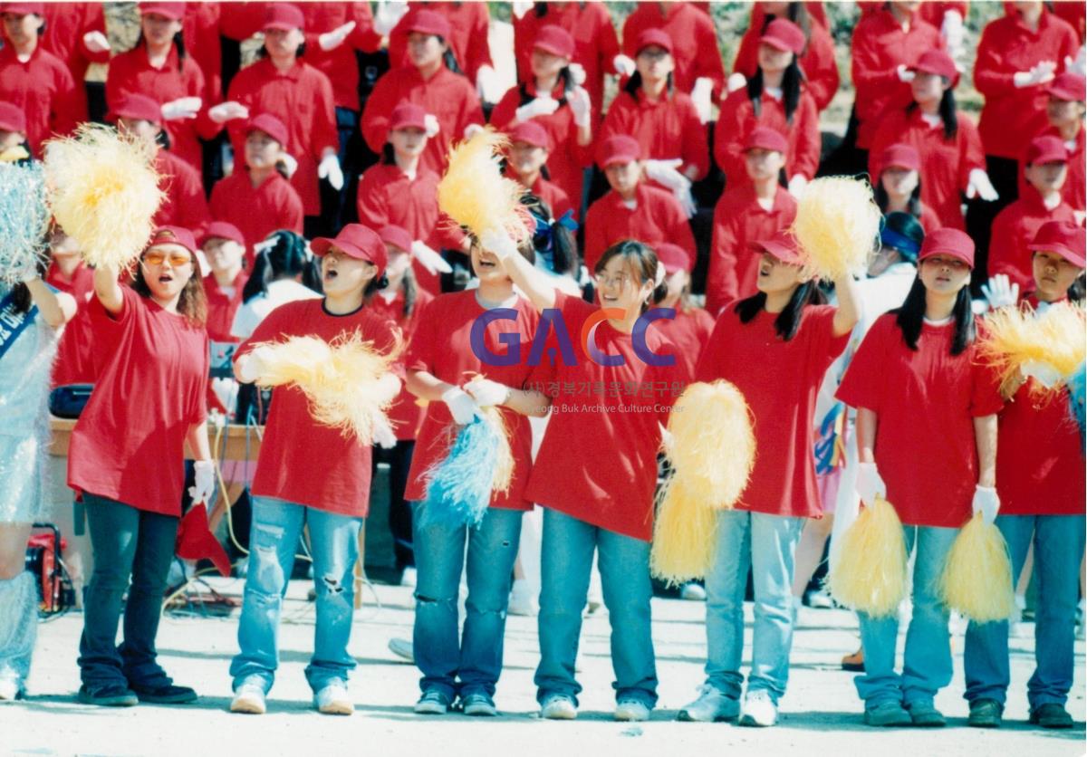 가톨릭 상지대학교 제32회 밤저골 춘계 체육대회 2001년 작은그림