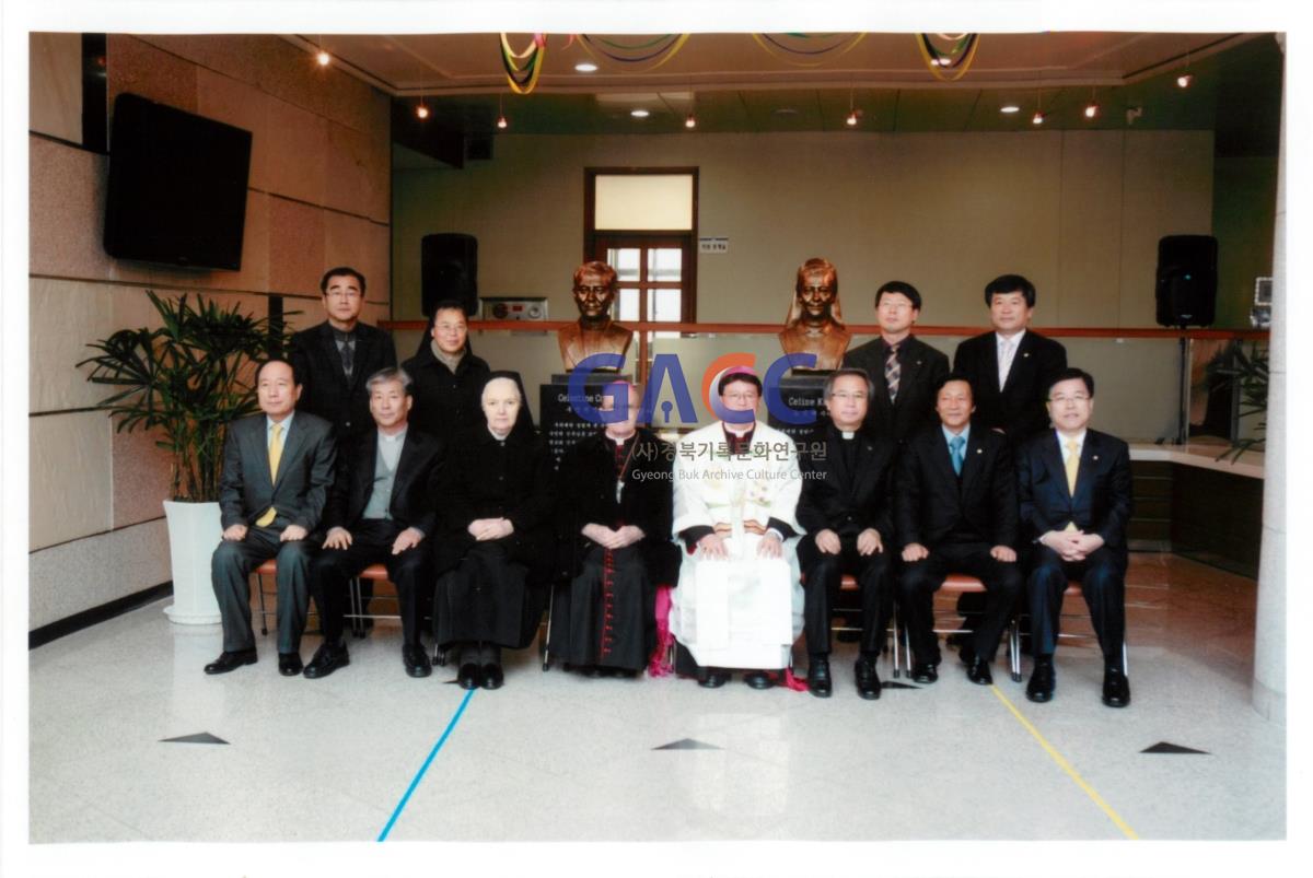 가톨릭 상지대학교 개교 40주년 설립자 제막식 작은그림