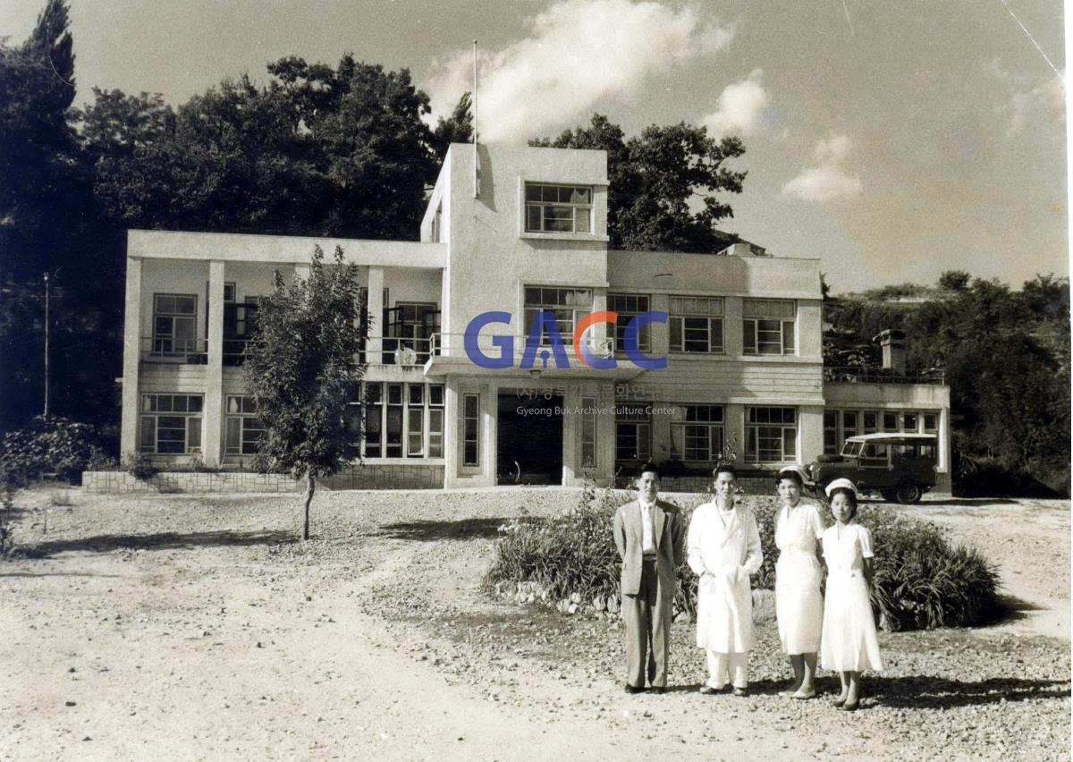 성소병원 1956년_전쟁후 지은 병원 작은그림