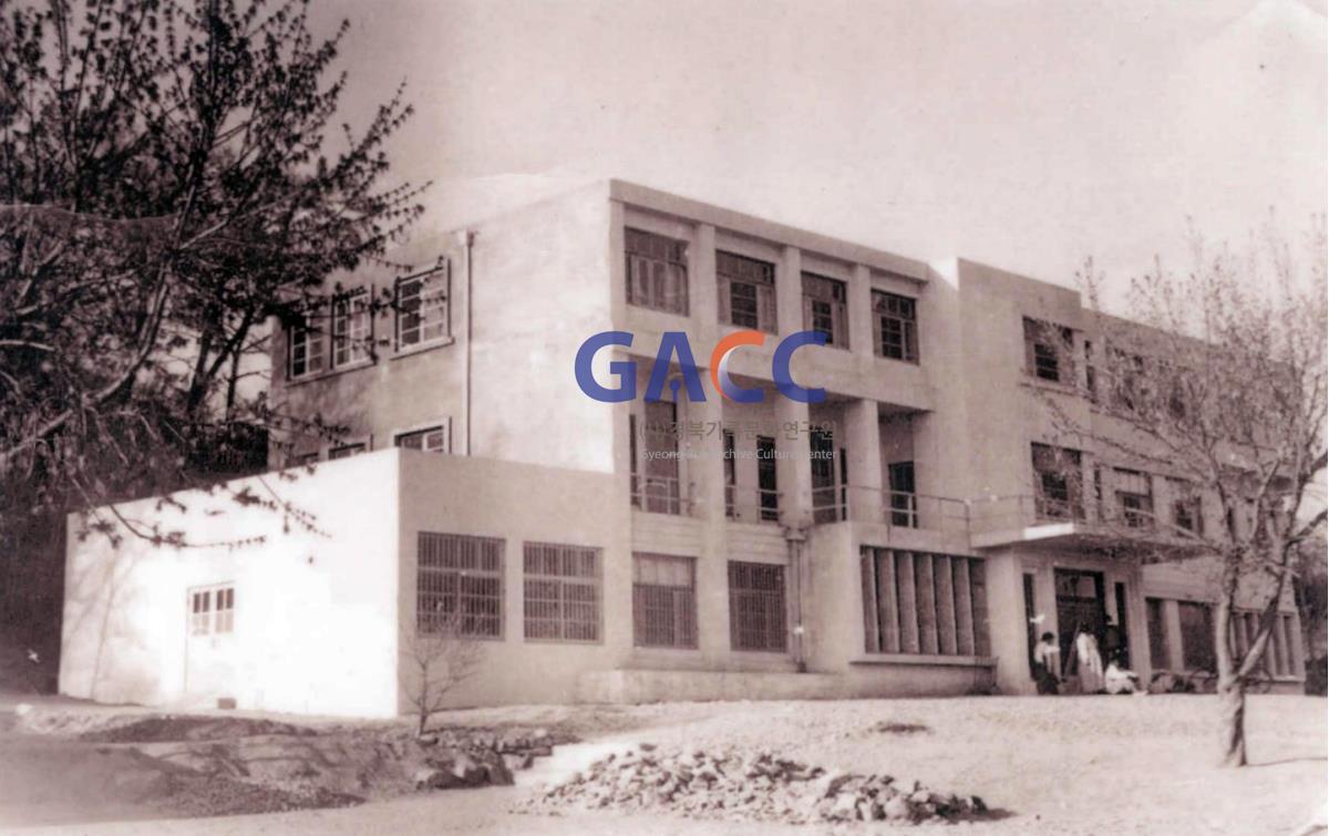 성소병원 1966년 병원(좌측 1층을 증축한 모습) 작은그림