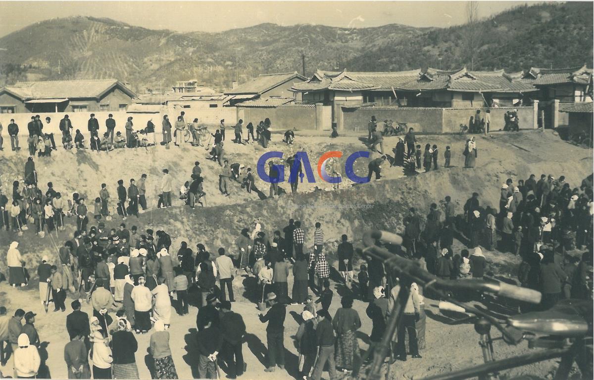 1974년 용상동 새마을운동 참여 전경 작은그림
